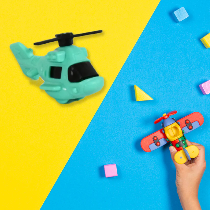 3_a6fa901e-78dd-4bdd-87b1-4fd9cb15f091 Small DIY Helicopter Toy, Small Kid's Toy, Rotating Tail Wing DIY (30 Pc Set) - Image 1