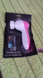 Facial Beauty Brush, Face Massager (1 Pc / With 2 AA Battery Included) - Image 6