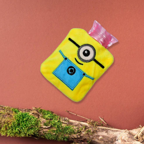 hotwaterbag1 Minions Small Hot Water Bag – Pain Relief for Neck, Shoulder, Hands & Feet (1 Pc) - Image 1