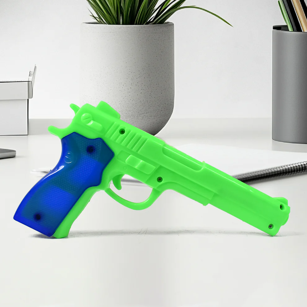 Medium Size Plastic 1 Gun with 5 Soft Suction Dart Bullets (1 Set) - Image 2
