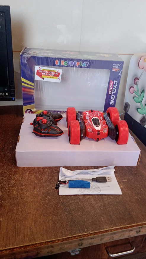 Electroplay Remote Control Car, Double Sided Fast Stunt Car (1 Set) - Image 4