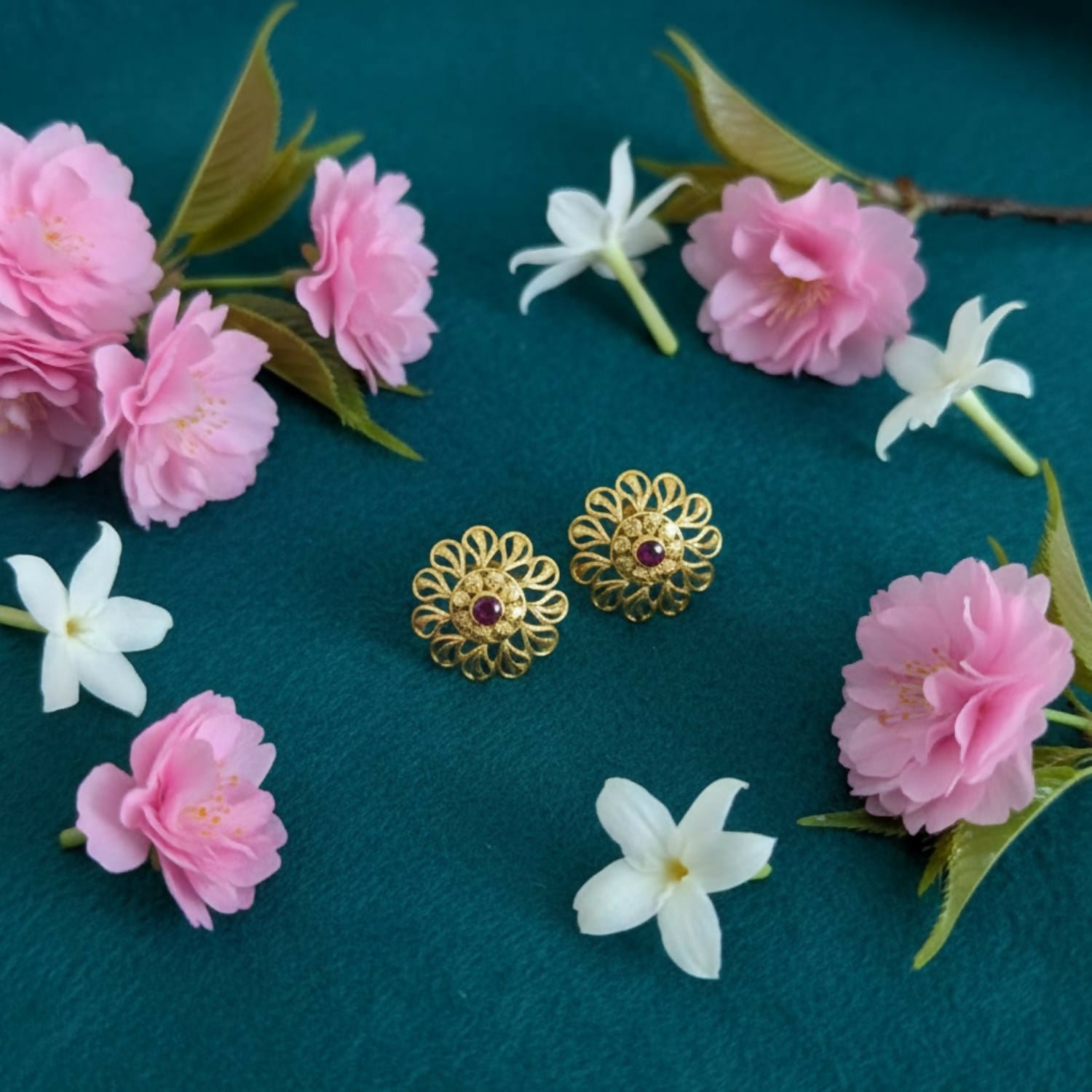 4rFEzxVvgp.jpg Stylish Gold Finish Traditional Jhumka | Festive Wear Earrings - Image 1