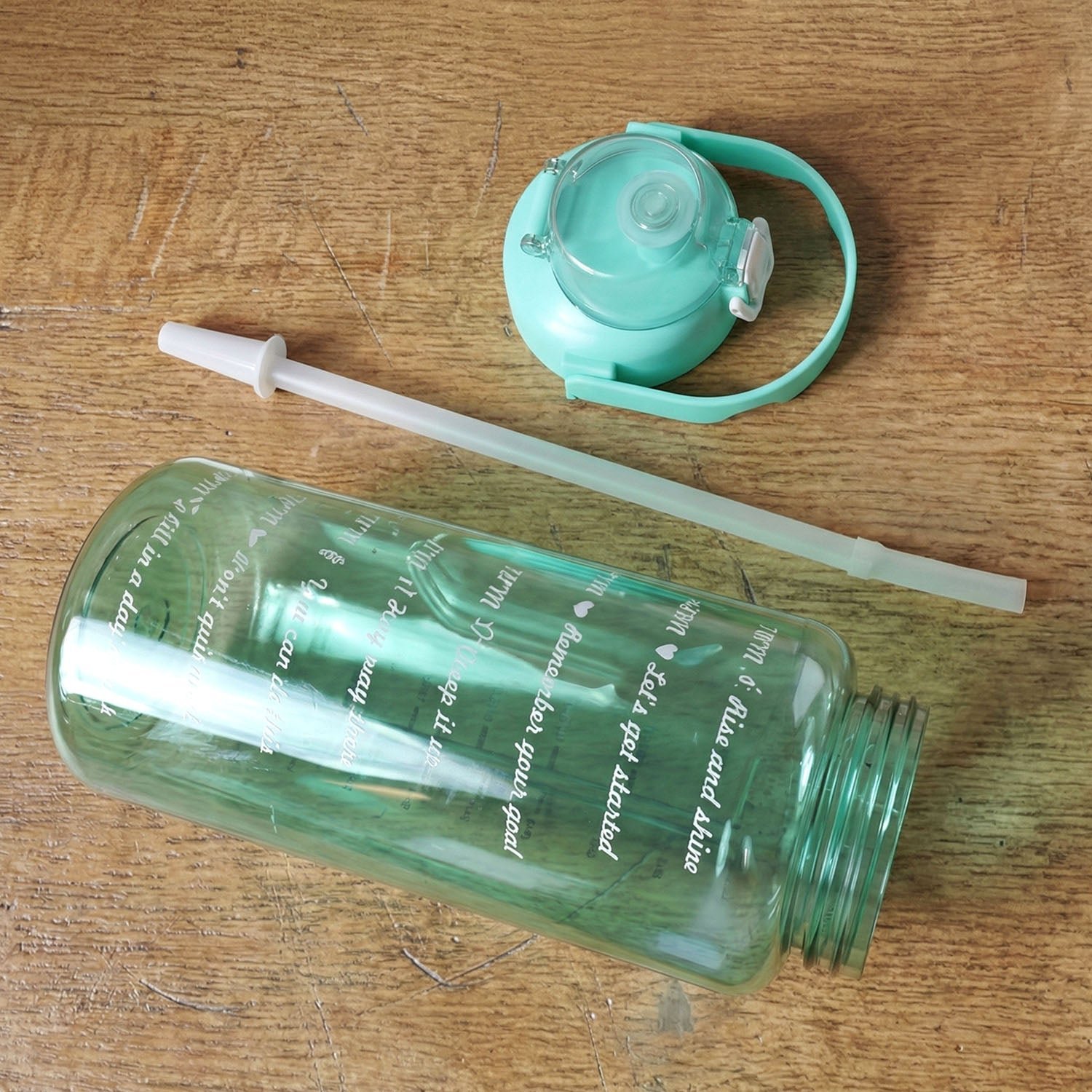 2 Litre Large Capacity Leakproof Sports Water Bottle (1 Pc) - Image 10