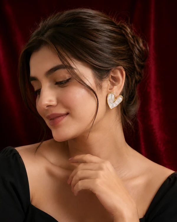 Elegant Pearl Heart Stud Earrings for Women Gold-Toned Minimal Earrings. - Image 3